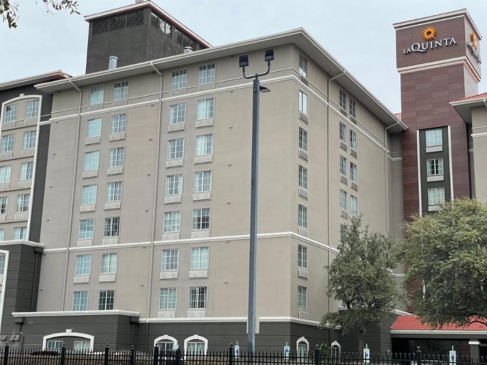La Quinta Inn & Suites by Wyndham San Antonio Airport Image 31